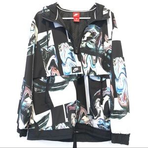 Nike Graphic Windrunner